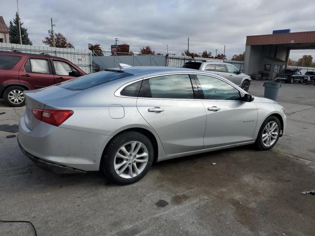  CHEVROLET MALIBU 2018 Серебристый