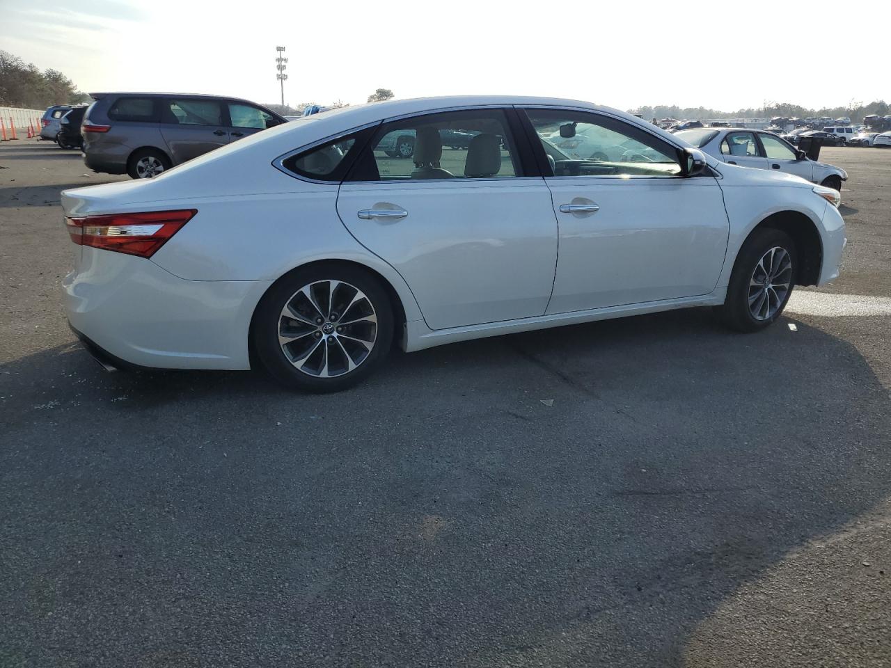 2016 Toyota Avalon Xle VIN: 4T1BK1EB5GU233311 Lot: 81473824