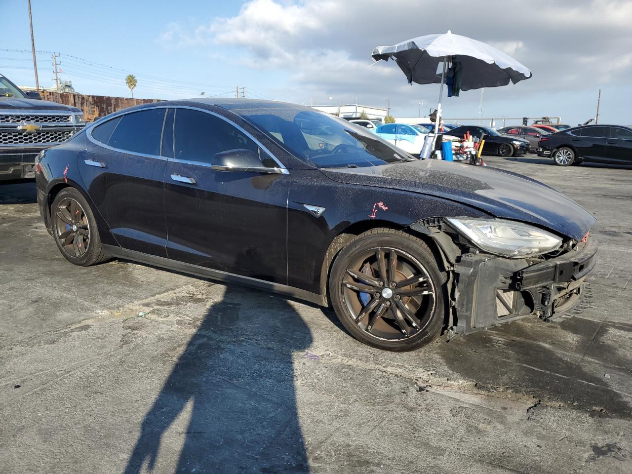 VIN 5YJSA1S25FF094610 2015 TESLA MODEL S no.4