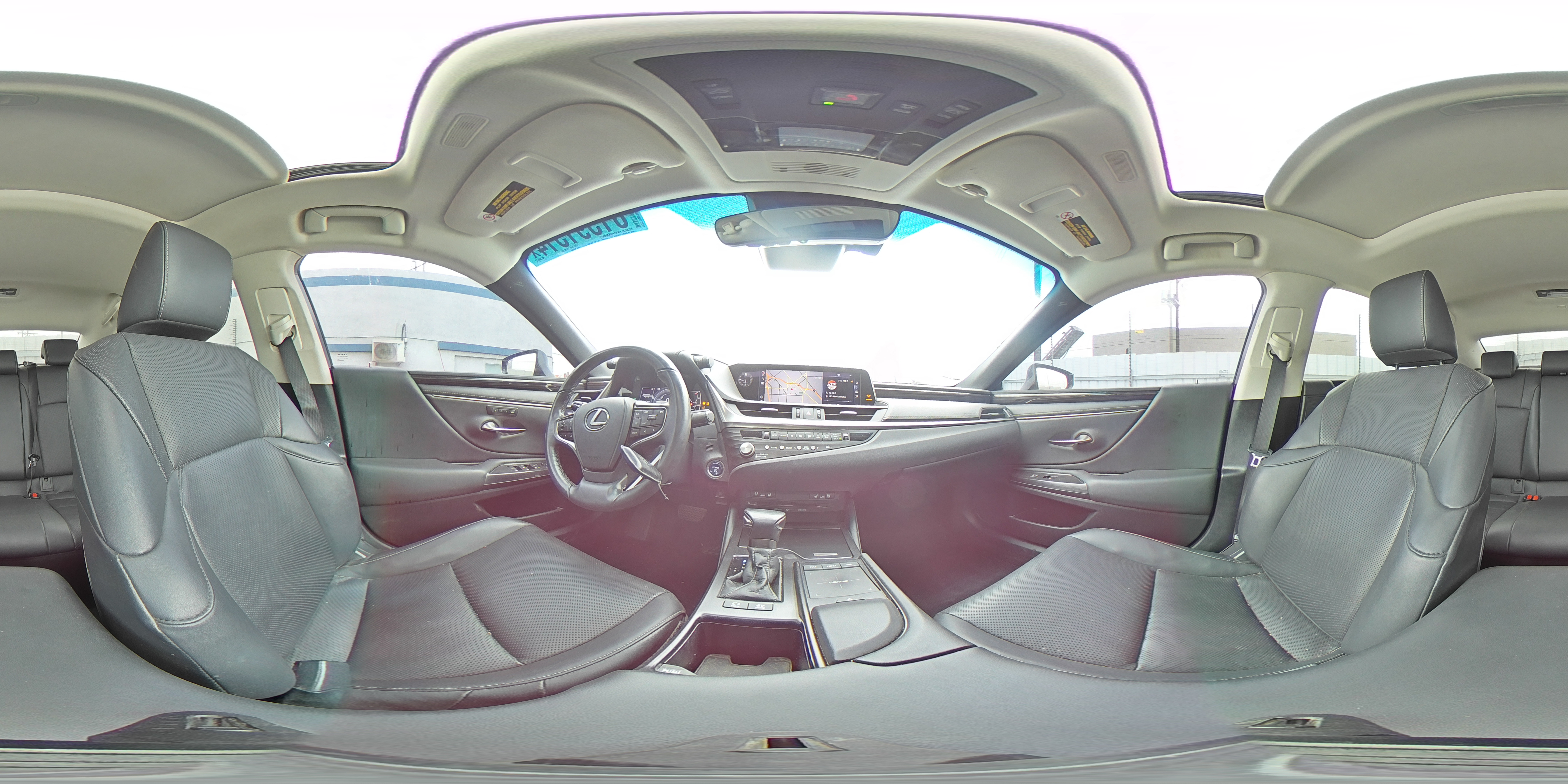 2021 Lexus ES - Image 12