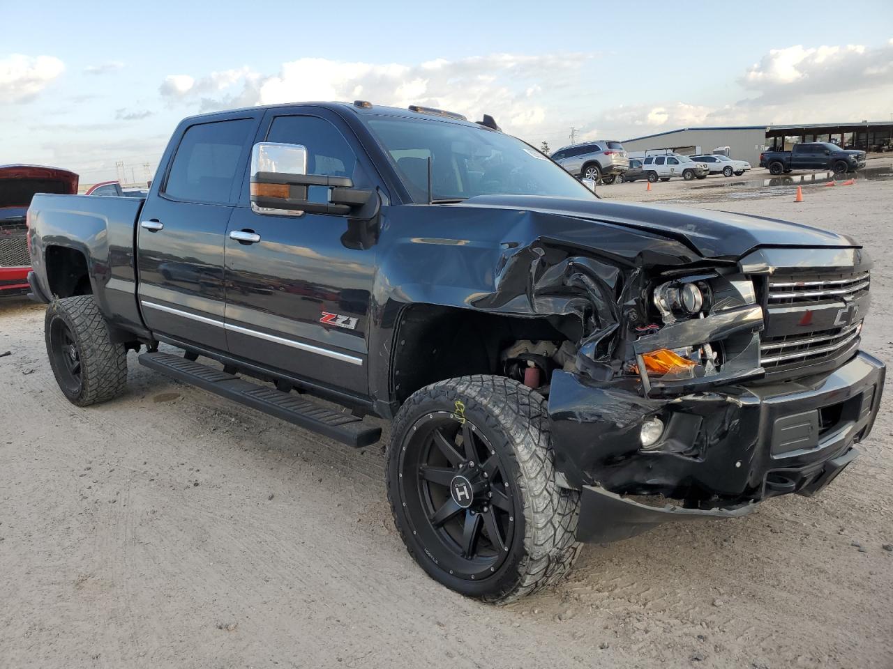2018 Chevrolet Silverado - Image 4