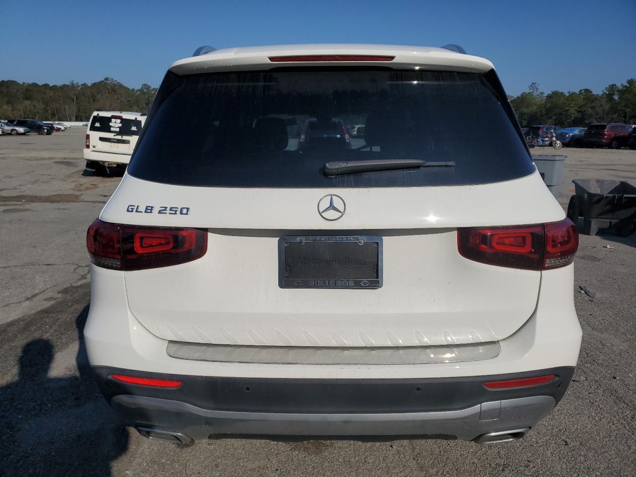 2021 Mercedes-Benz GLB - Image 6
