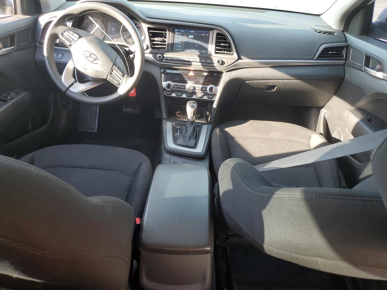 2020 Hyundai Elantra - Image 8
