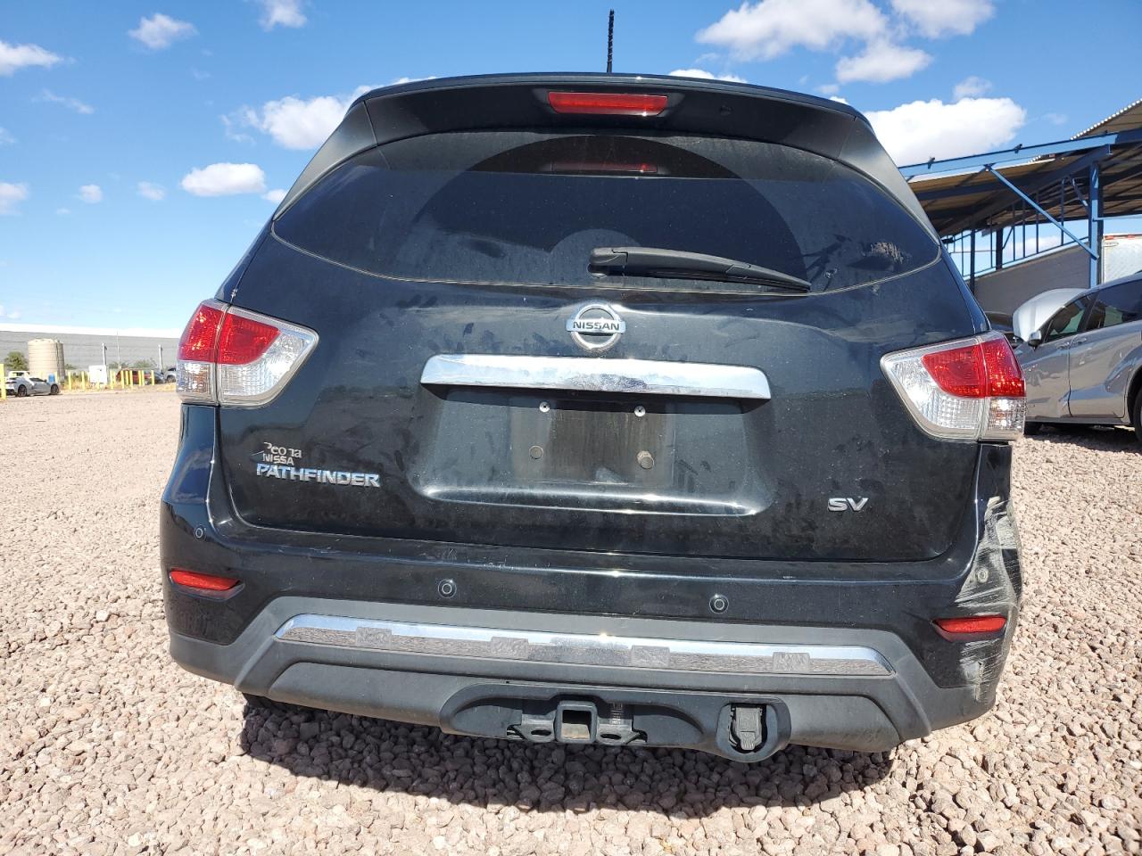 2015 Nissan Pathfinder - Image 6