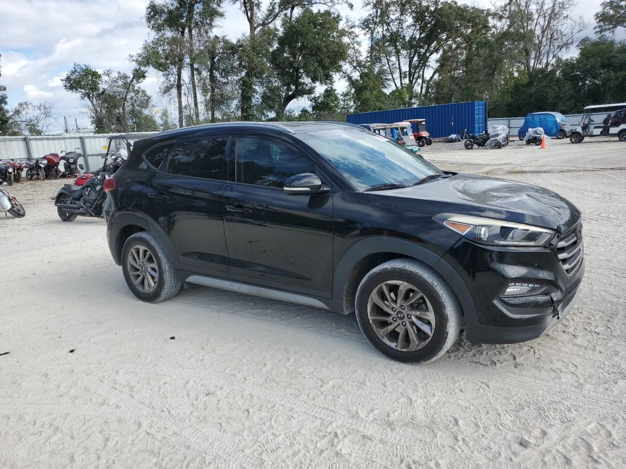 2017 Hyundai Tucson - Image 4