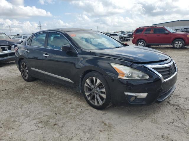 Sedans NISSAN ALTIMA 2015 Black