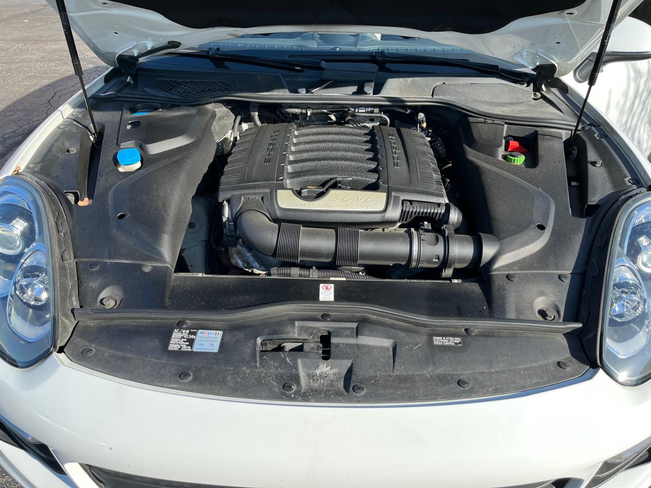 2016 Porsche Cayenne VIN: WP1AA2A21GKA09638 Lot: 82493494