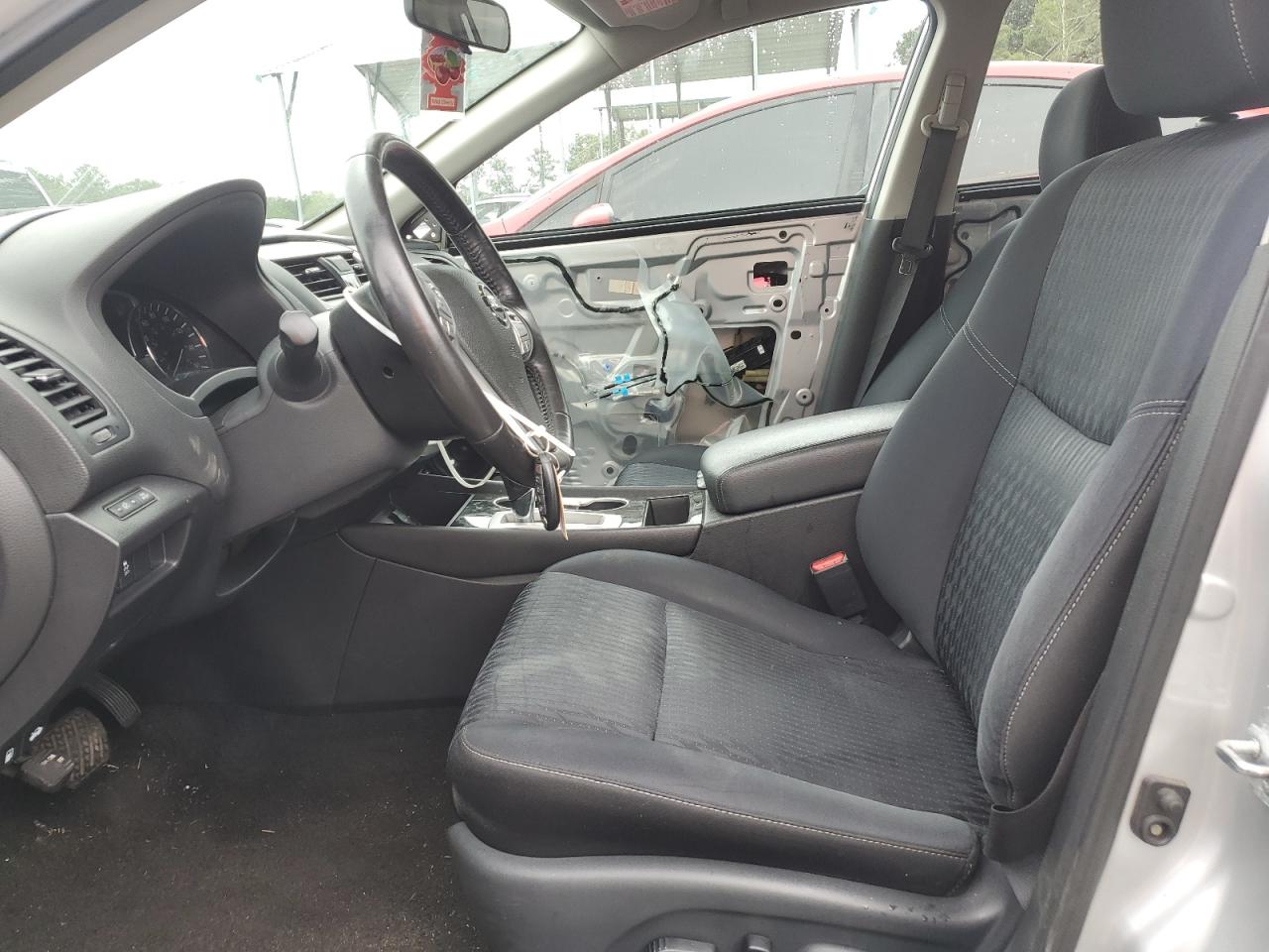 2018 Nissan Altima - Image 7