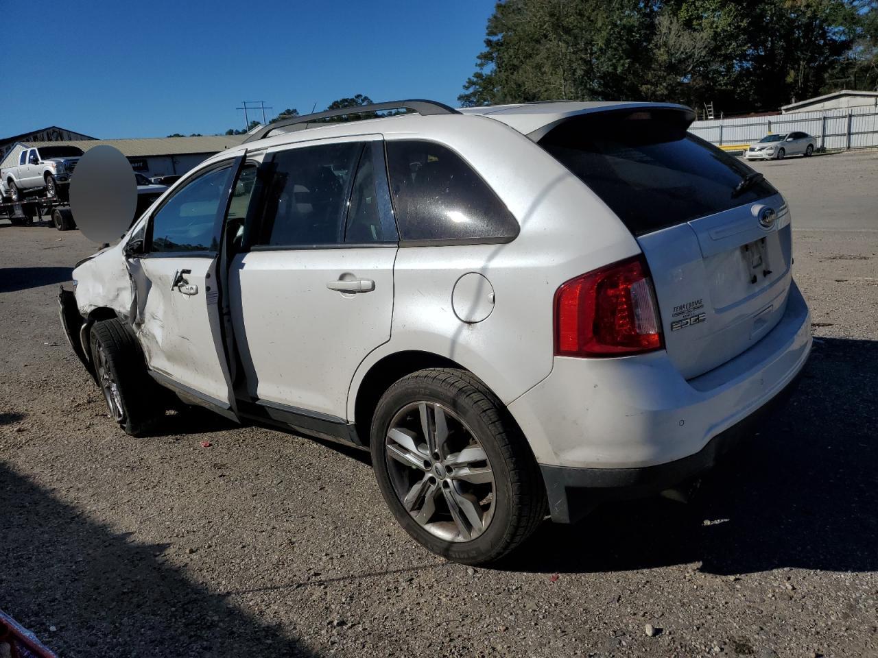 2014 Ford Edge - Image 2