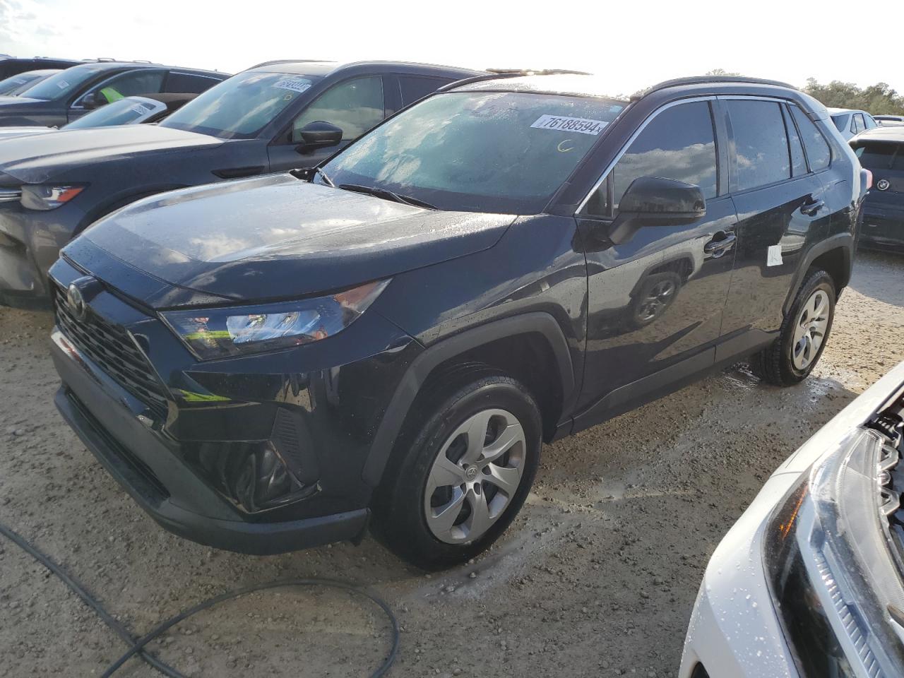 2019 Toyota RAV 4 - Image 1