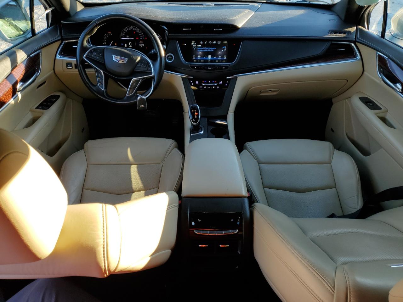 2018 Cadillac XT5 - Image 8