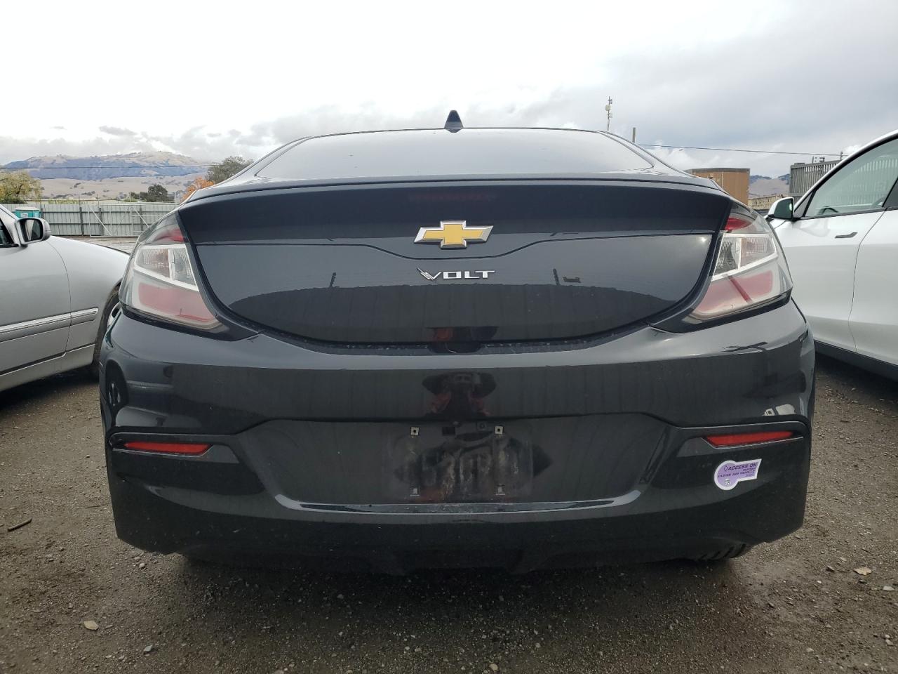 2018 Chevrolet Volt - Image 6
