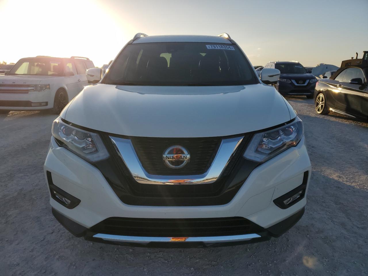 2019 Nissan Rogue - Image 5