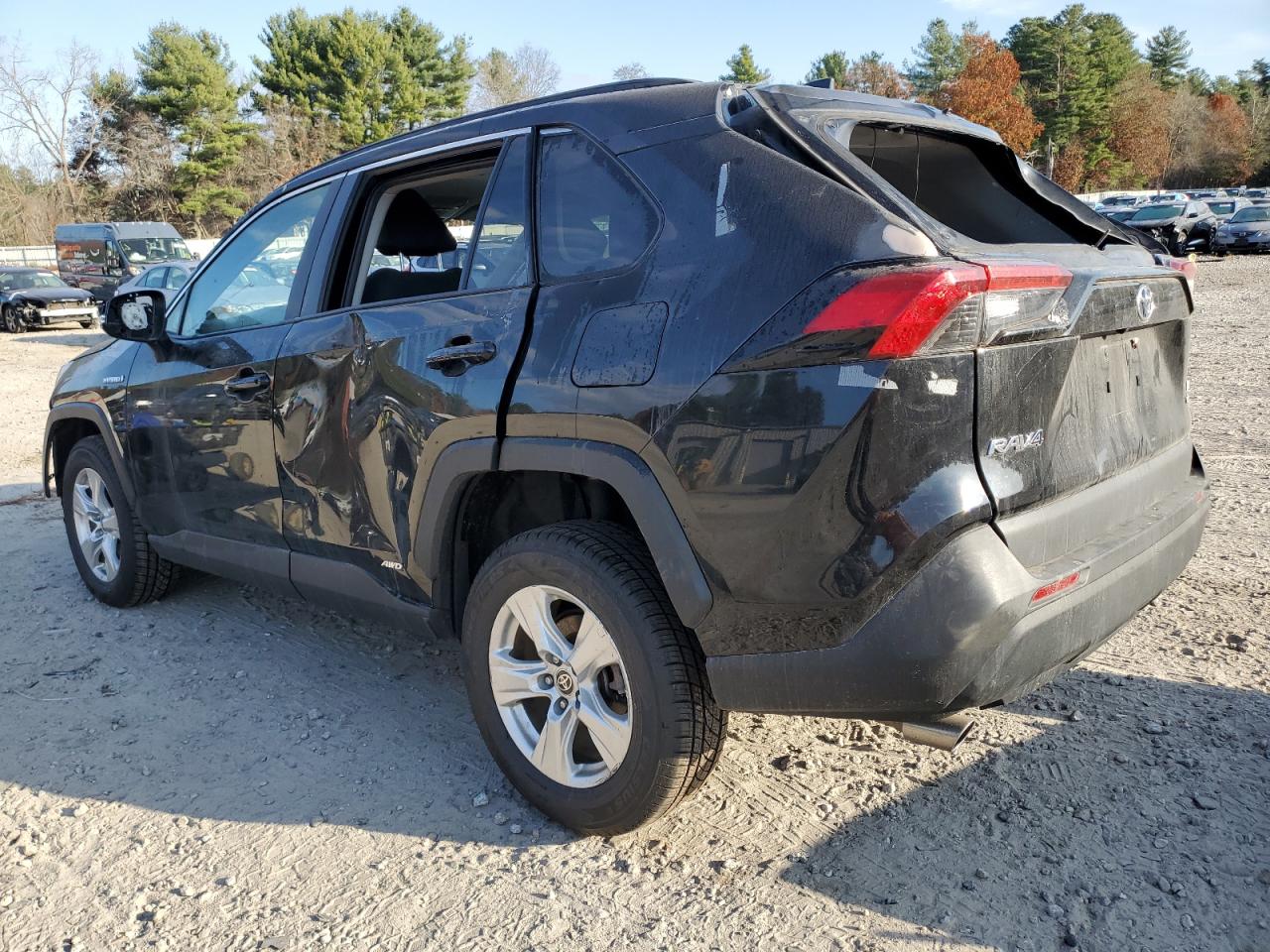 2021 Toyota RAV 4 - Image 2