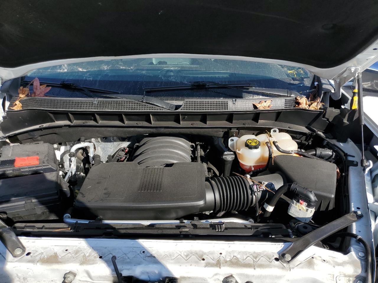 2022 Chevrolet Silverado - Image 11
