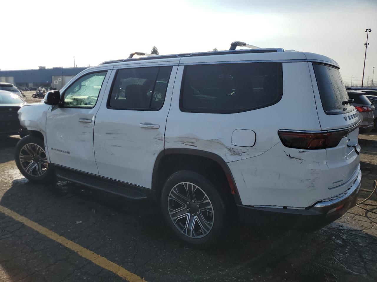 2022 Jeep Grand Wagoneer - Image 2