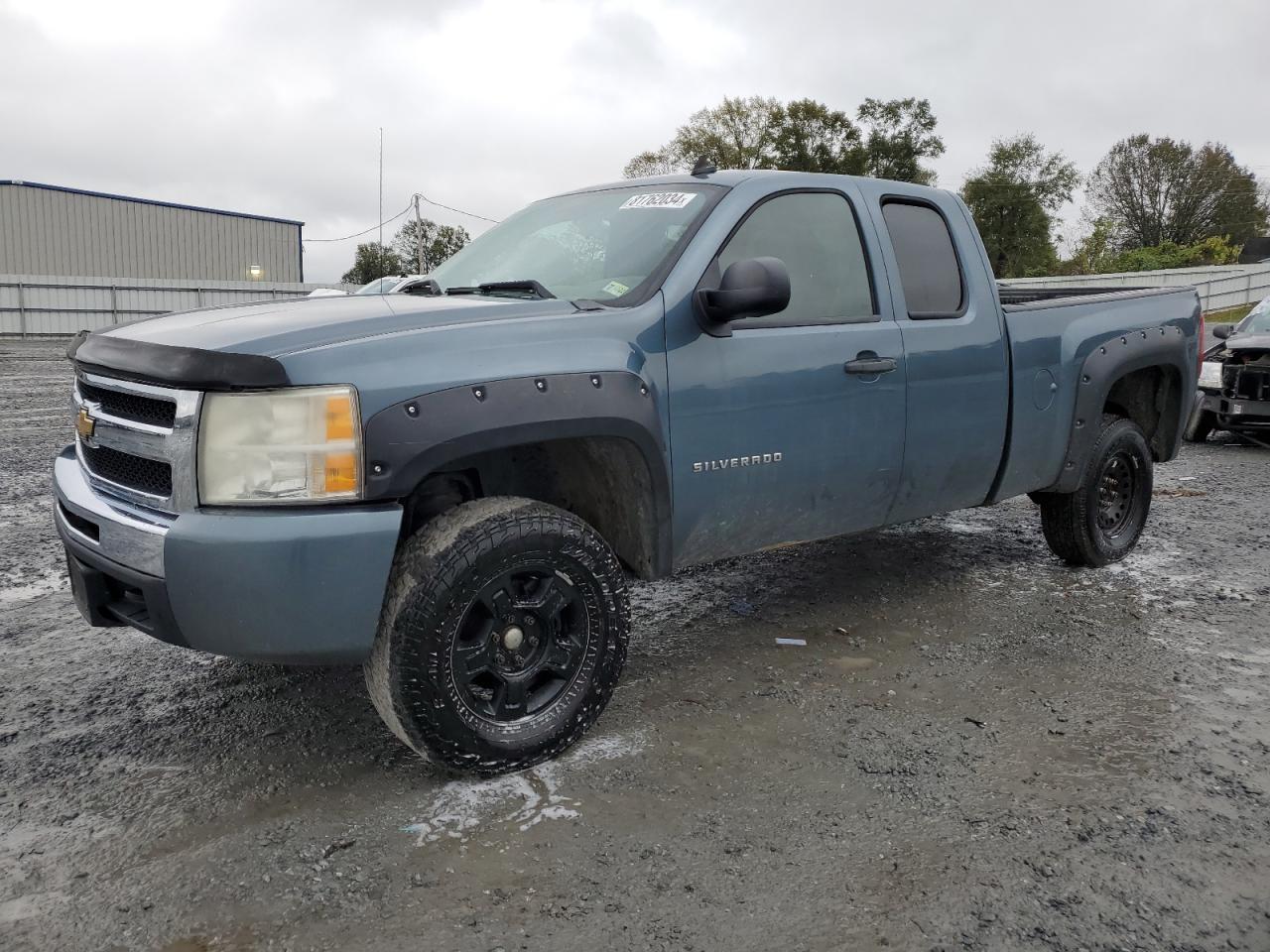 2010 Chevrolet Silverado - Image 1