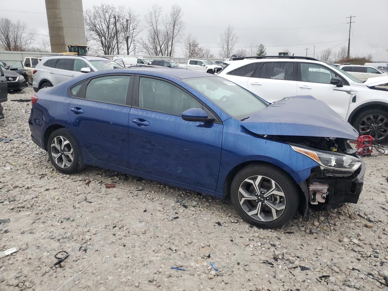 VIN 3KPF24AD7ME330163 2021 KIA FORTE no.4