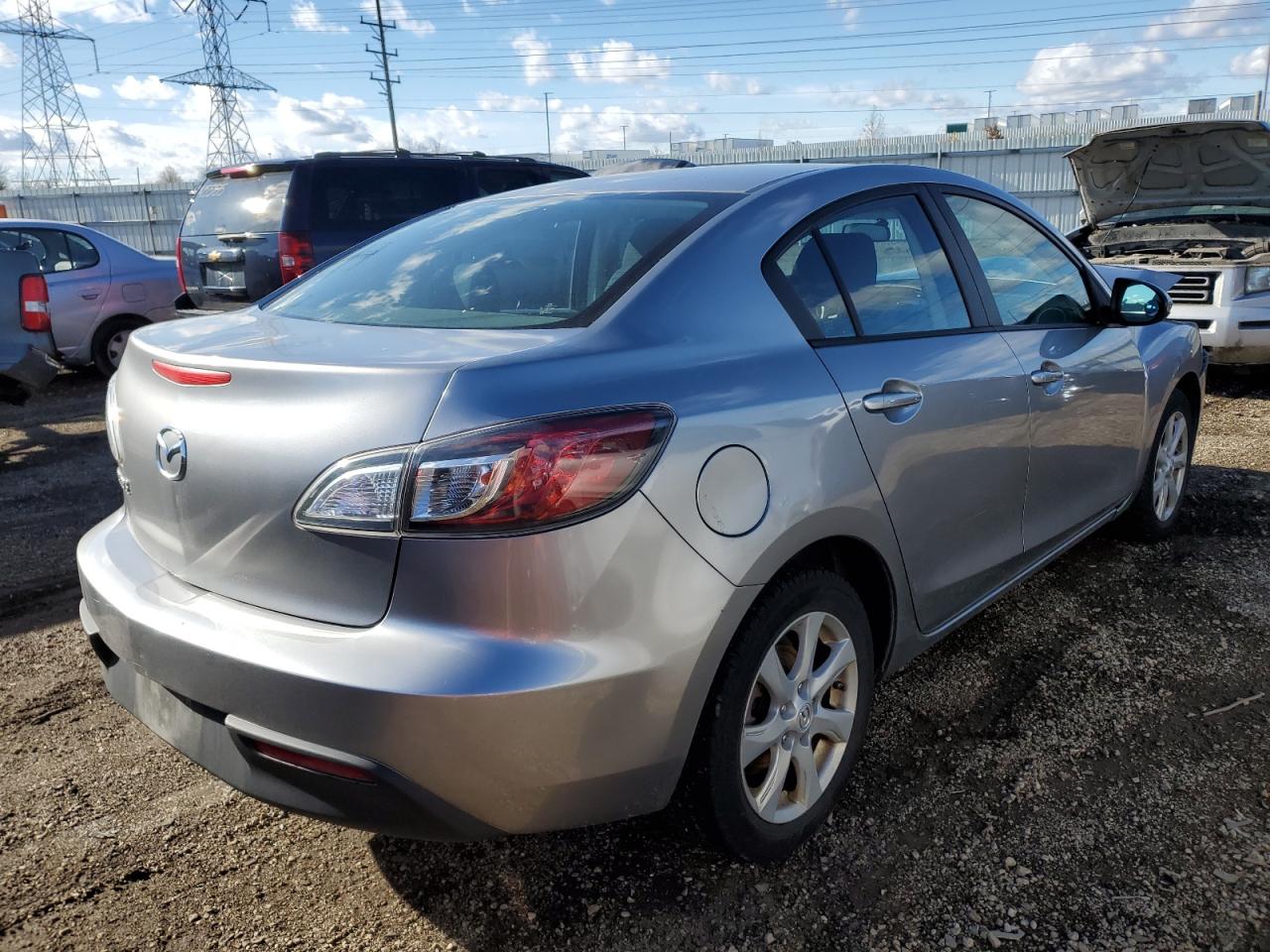 2011 Mazda 3 - Image 3