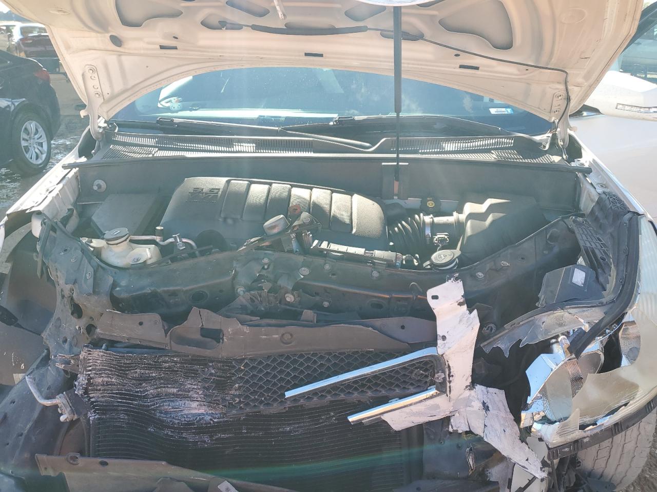 2011 Chevrolet Traverse Lt VIN: 1GNKRGED0BJ213280 Lot: 81328064