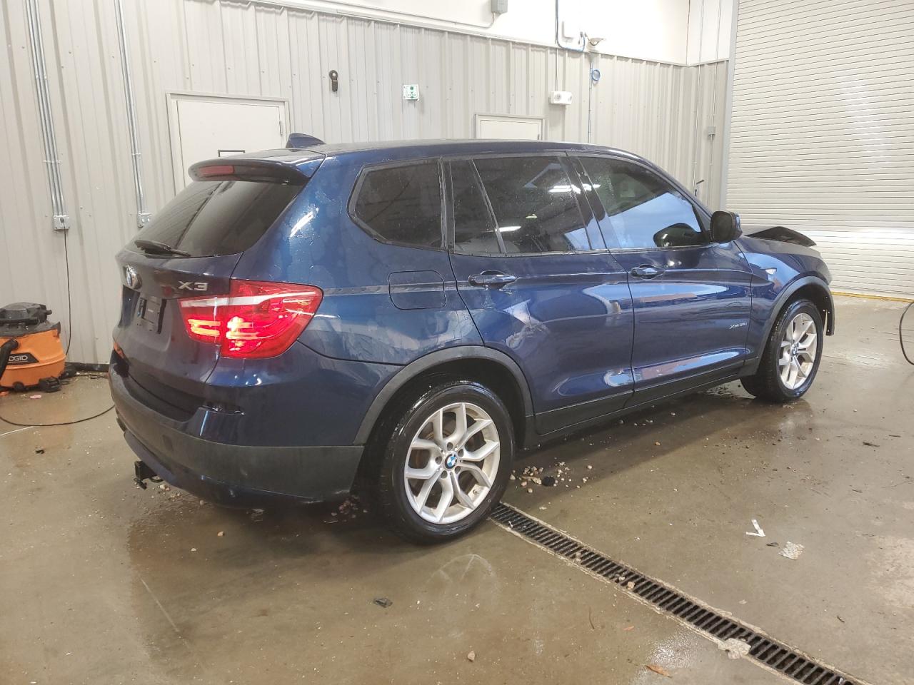 VIN 5UXWX7C59E0E79050 2014 BMW X3 no.3