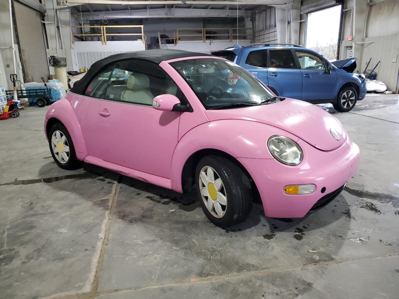2004 Volkswagen Beetle - Image 4