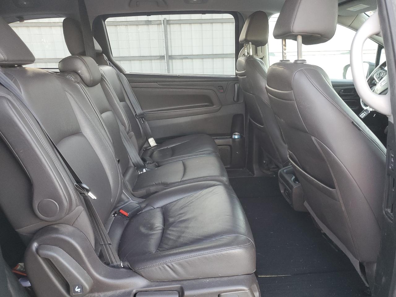 2018 Honda Odyssey - Image 12