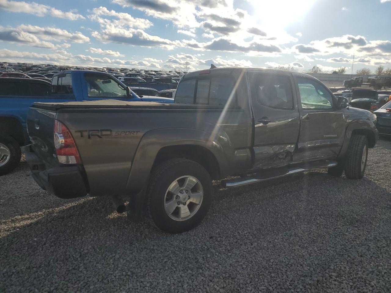 VIN 5TFMU4FNXEX021341 2014 TOYOTA TACOMA no.3