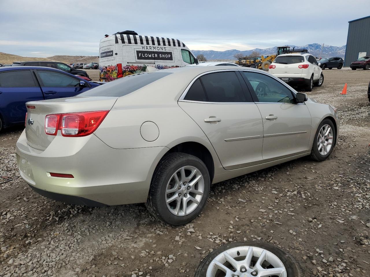 VIN 1G11C5SL0EF302126 2014 CHEVROLET MALIBU no.3