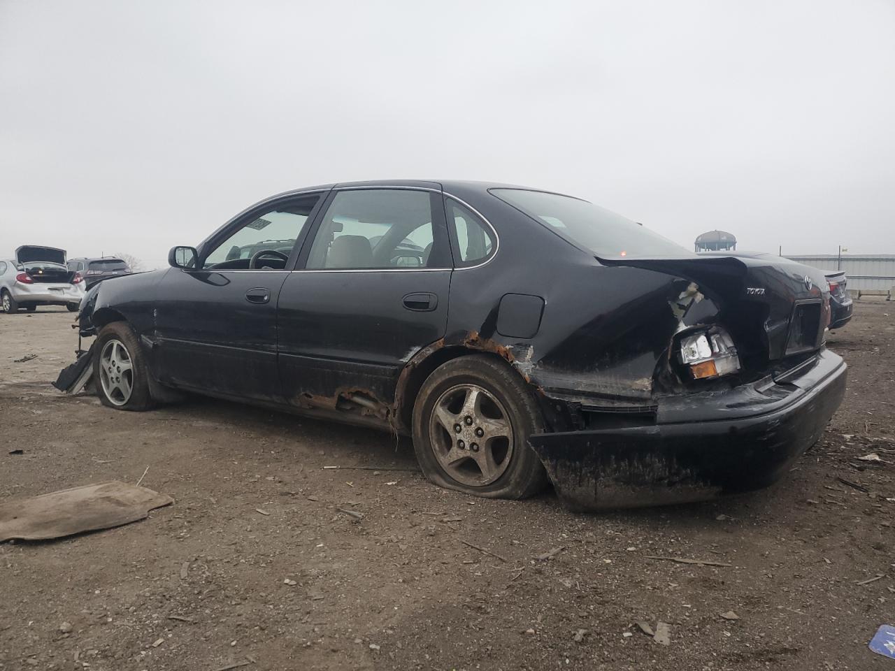 1997 Toyota Avalon - Image 2
