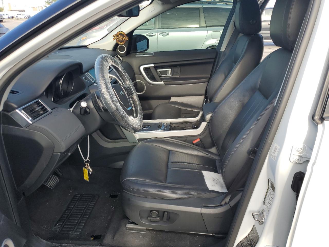 2019 Land Rover Discovery - Image 7