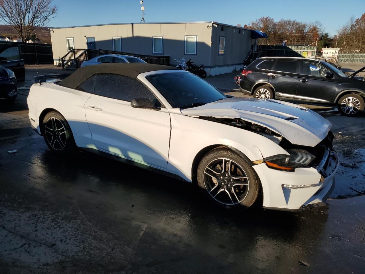 2020 Ford Mustang - Image 4