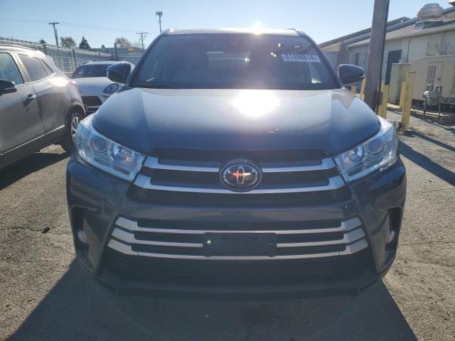  TOYOTA HIGHLANDER 2019 Granatowy