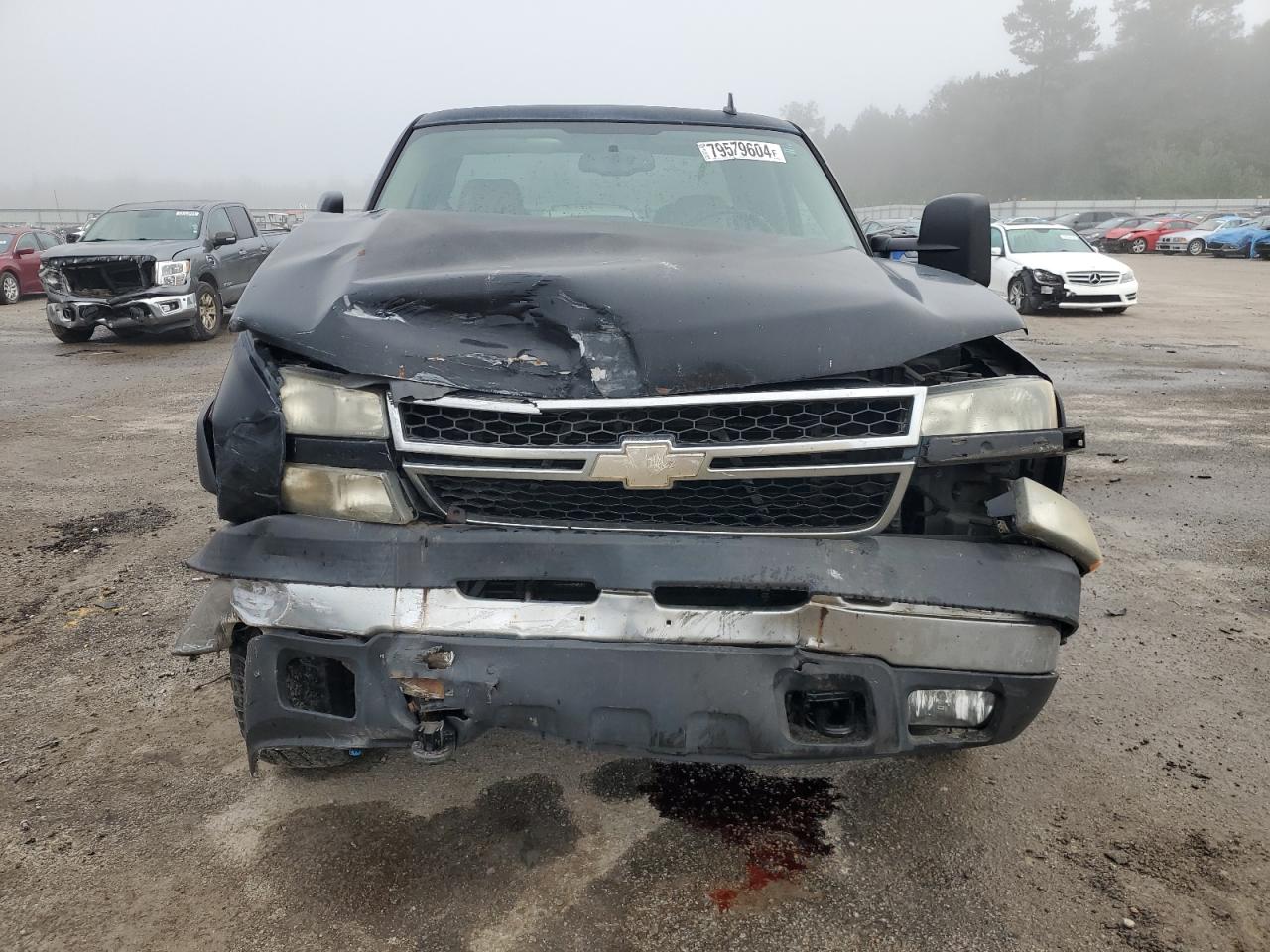 2007 Chevrolet Silverado - Image 5
