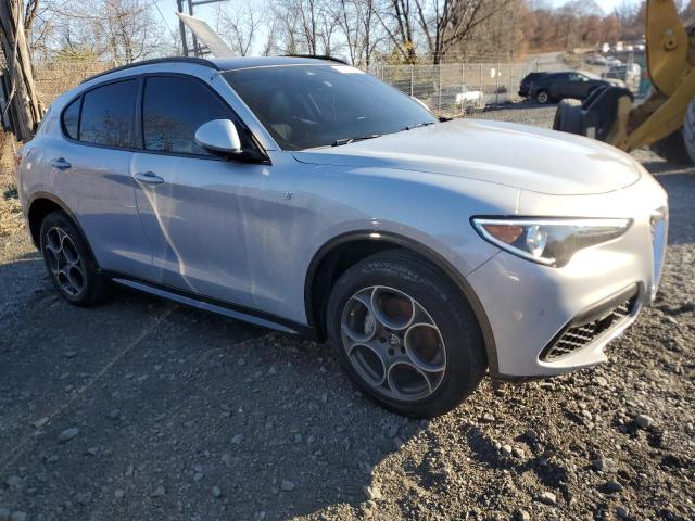  ALFA ROMEO STELVIO 2022 Сріблястий