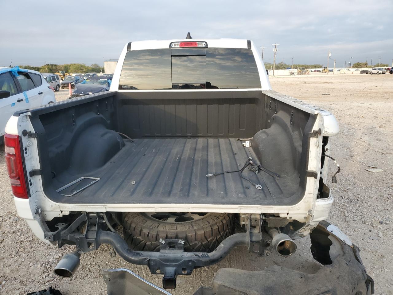 2020 RAM 1500 - Image 6