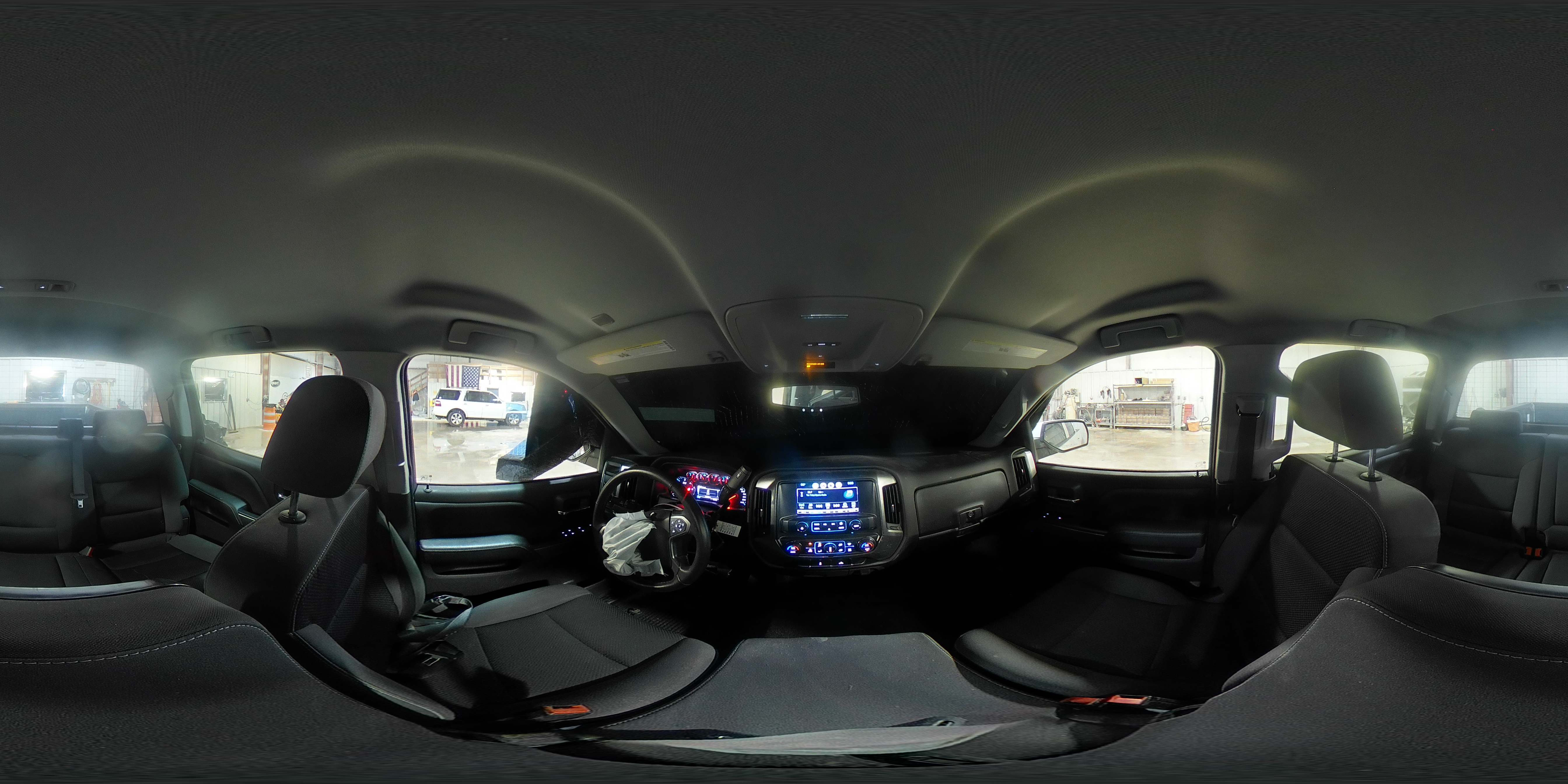 2018 Chevrolet Silverado - Image 14