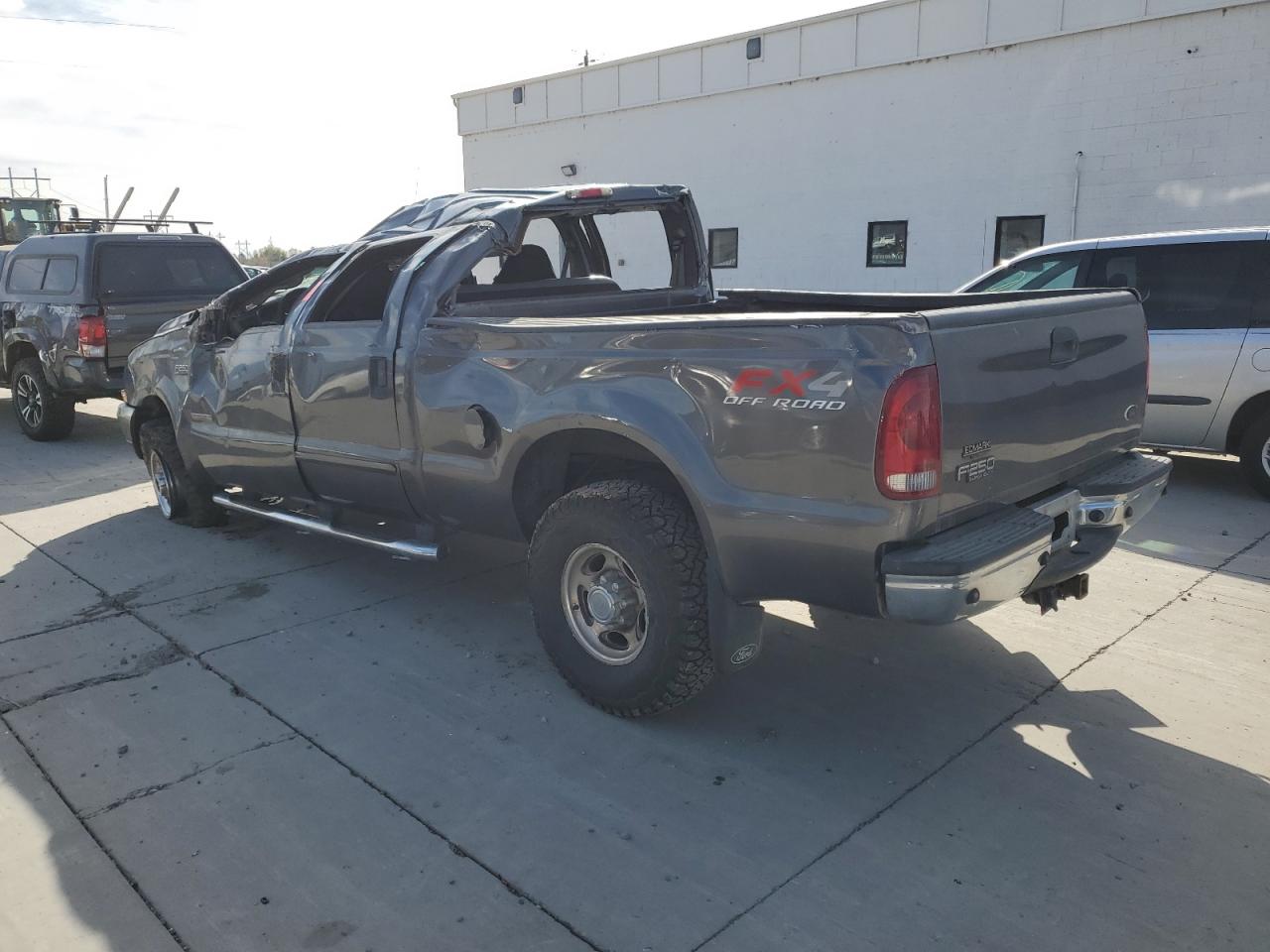 2003 Ford F250 - Image 2
