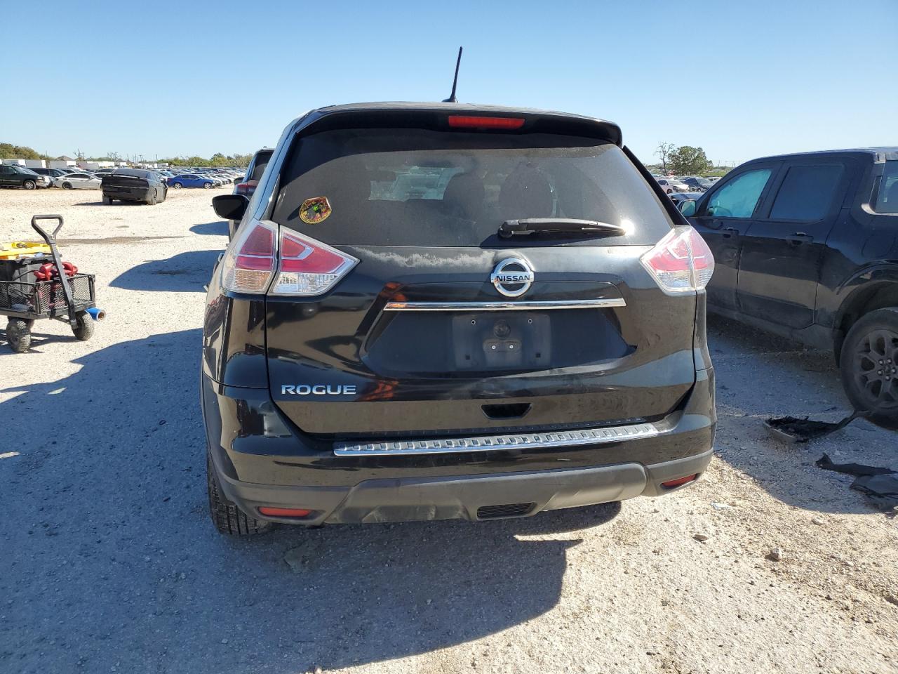 VIN KNMAT2MT8GP633326 2016 NISSAN ROGUE no.6