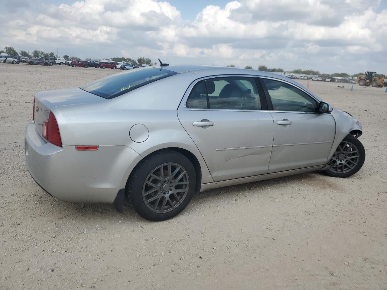 2011 Chevrolet Malibu - Image 3
