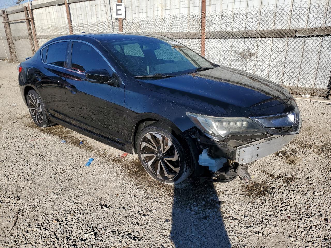 VIN 19UDE2F89HA006818 2017 ACURA ILX no.4