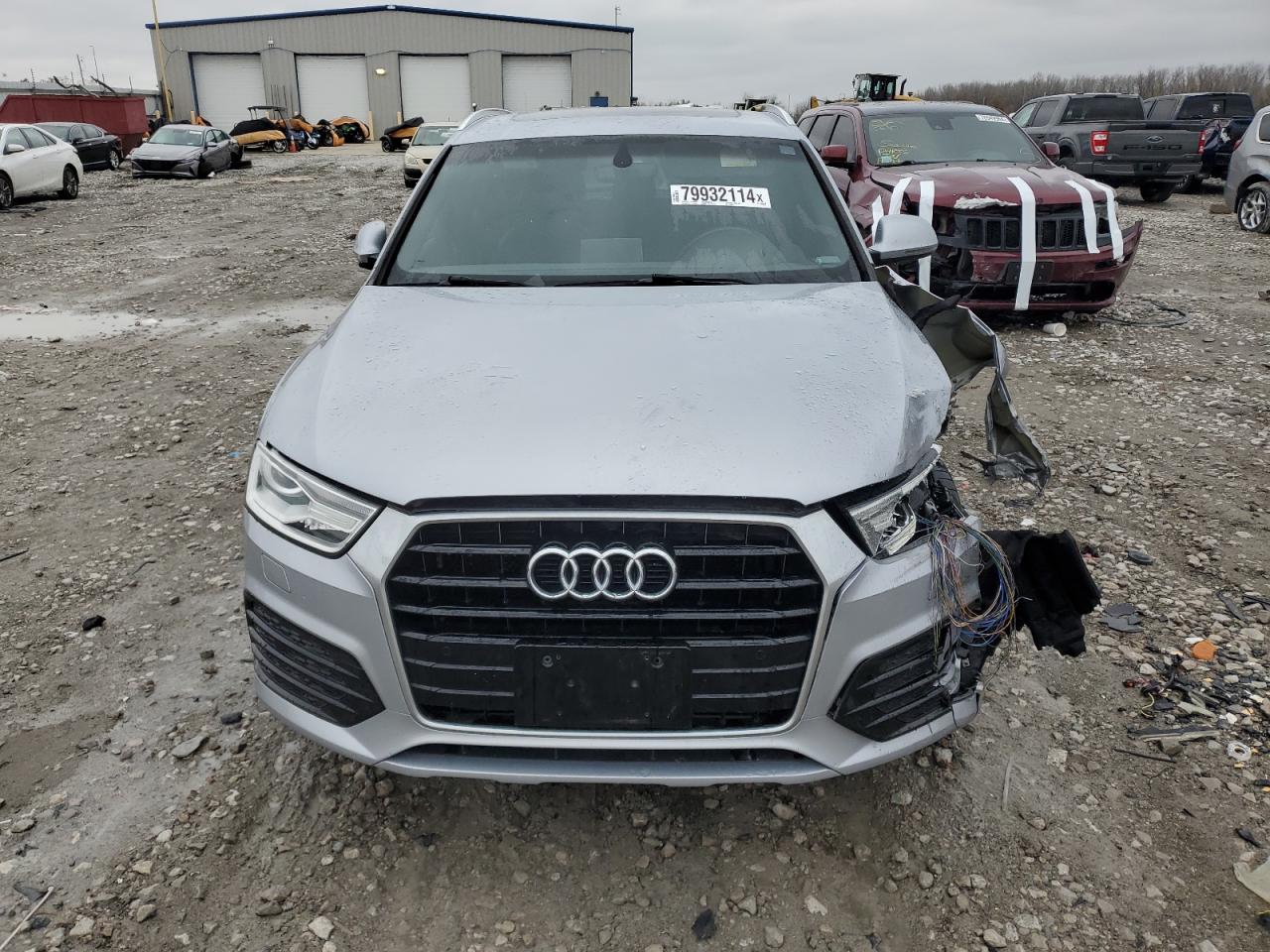 VIN WA1BCCFS9JR012326 2018 AUDI Q3 no.5