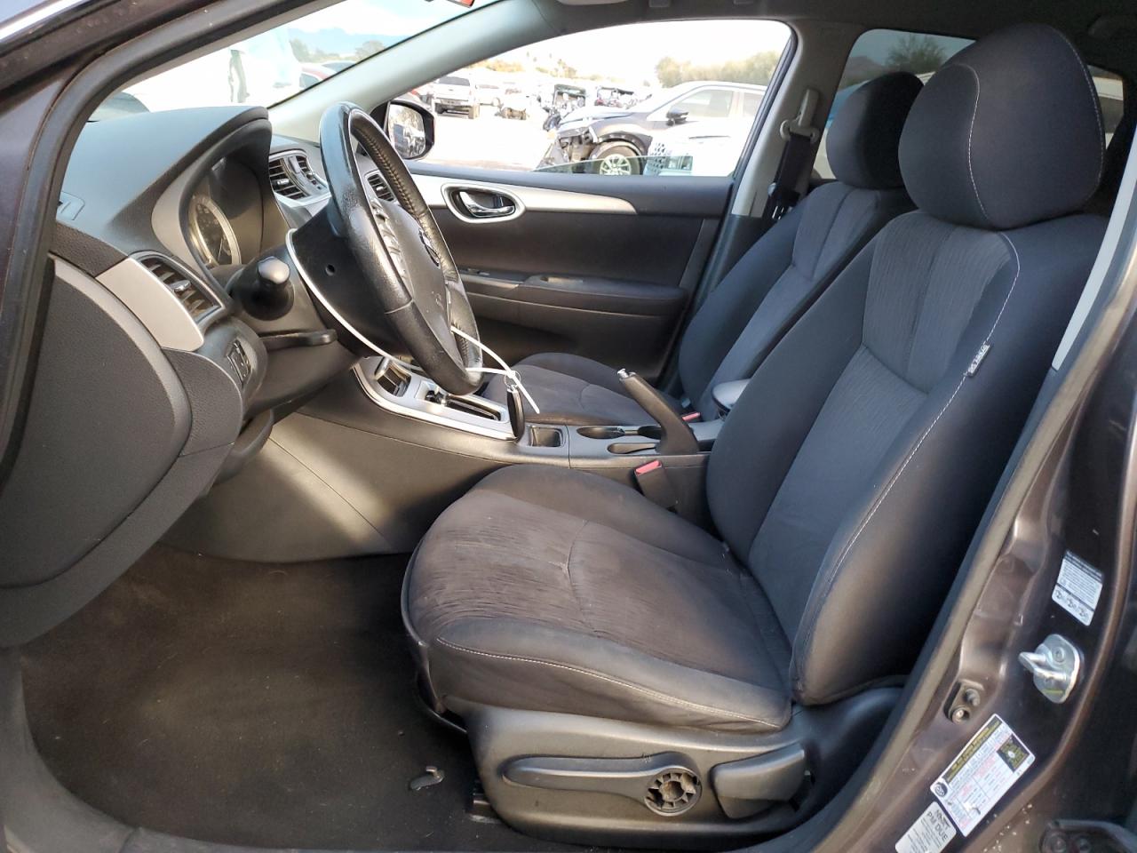 2015 Nissan Sentra - Image 7