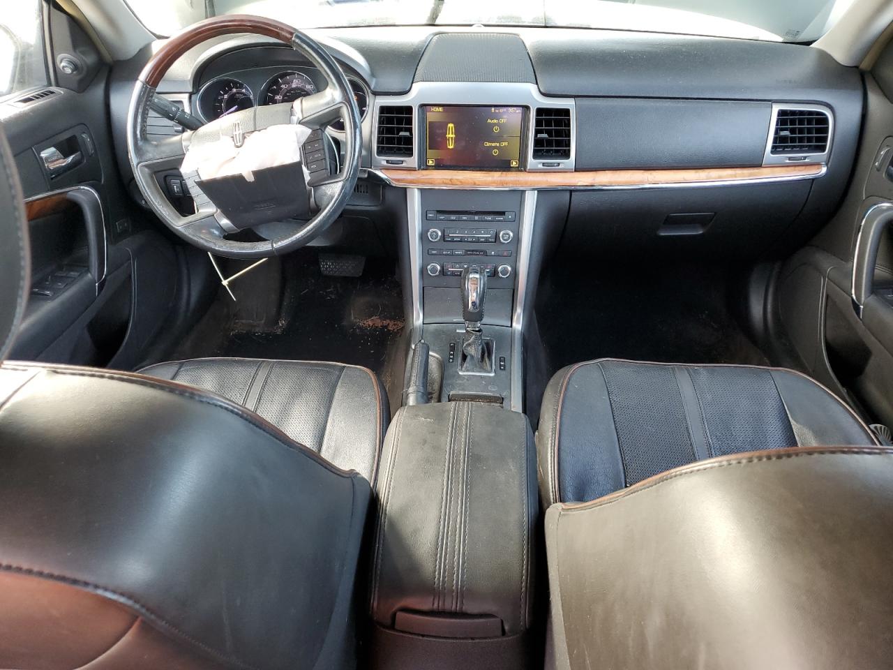 2010 Lincoln MKZ - Image 8
