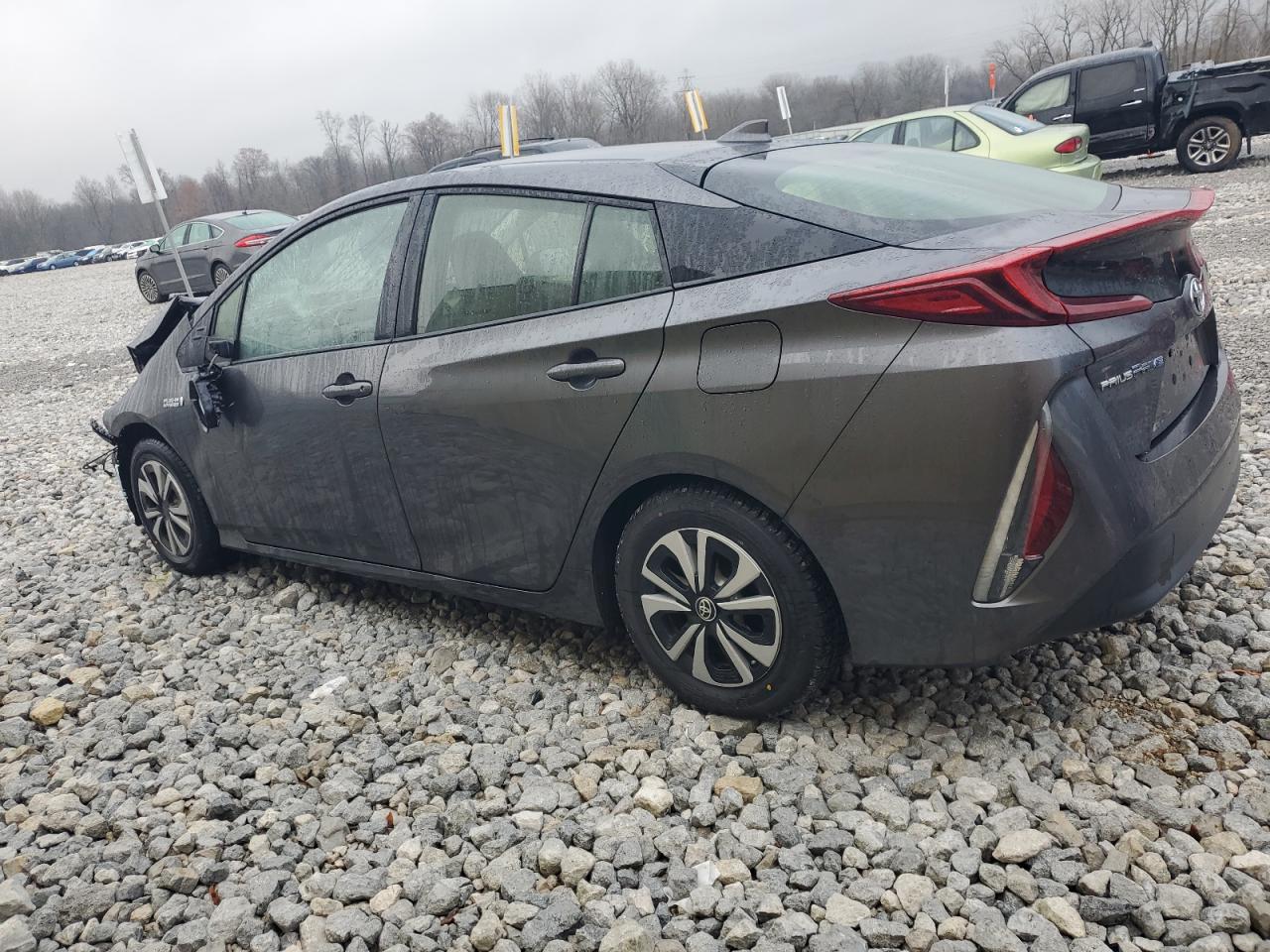 VIN JTDKARFP7H3010212 2017 TOYOTA PRIUS no.2