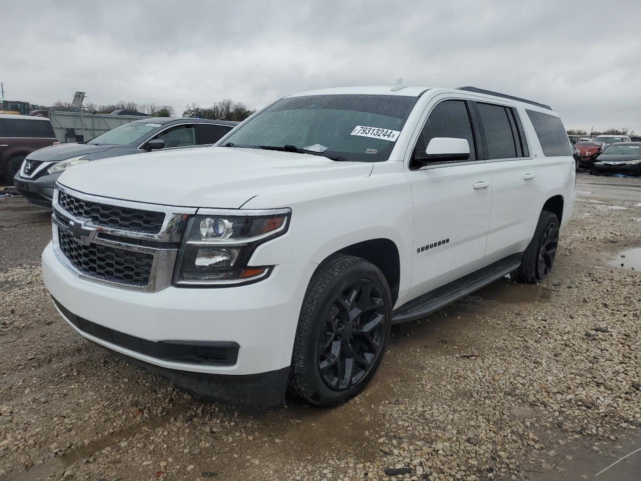 VIN 1GNSKHKC8GR186747 2016 CHEVROLET SUBURBAN no.1