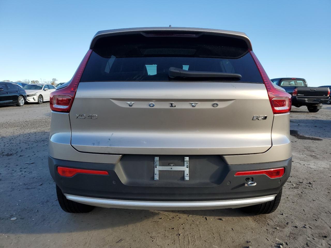 2024 Volvo Xc40 Plus VIN: YV4L12UE4R2344716 Lot: 80168644