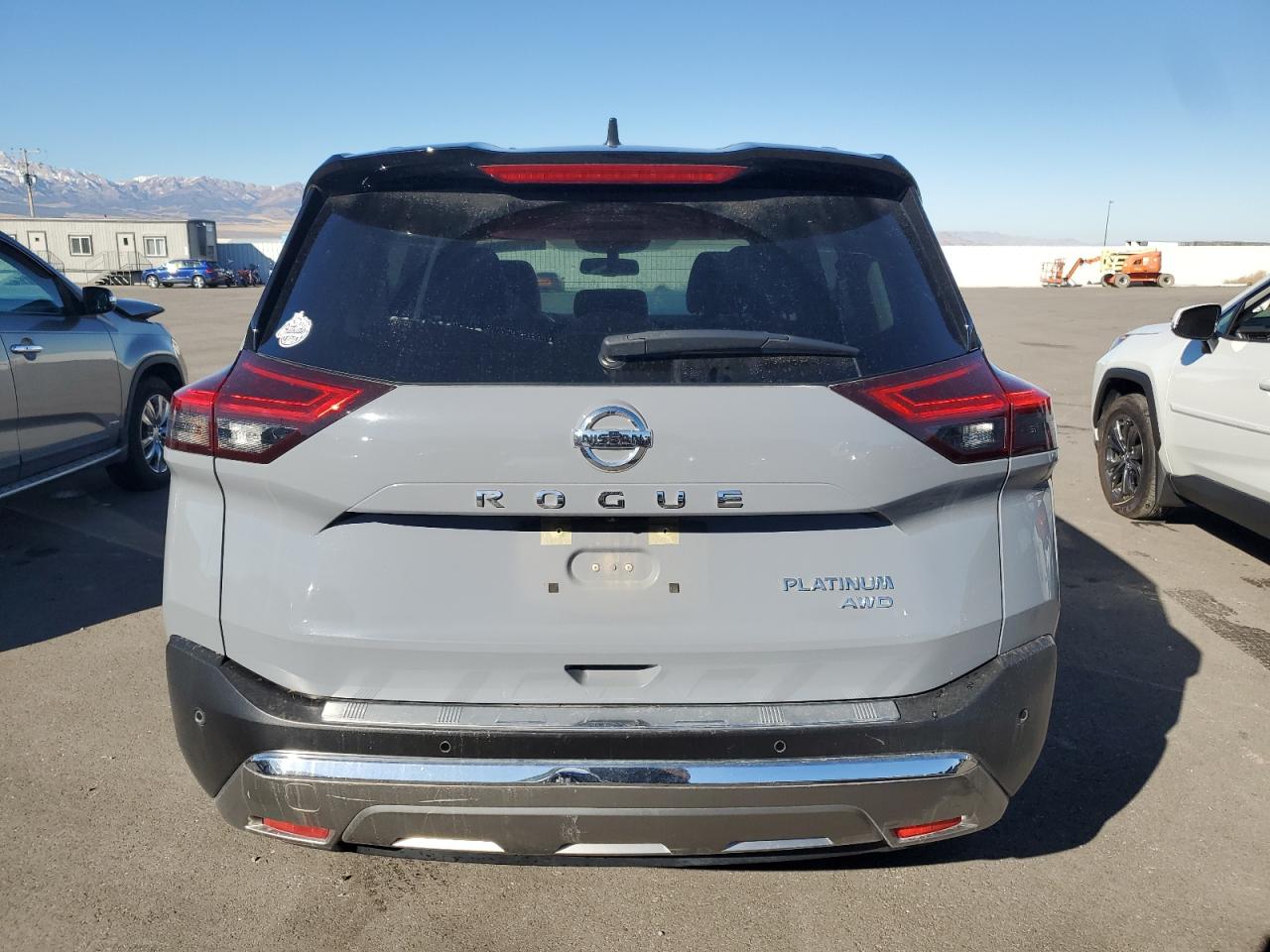 2021 Nissan Rogue - Image 6