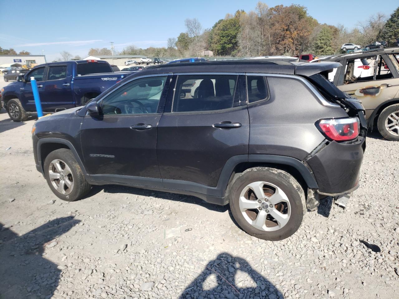 2018 Jeep Compass - Image 2