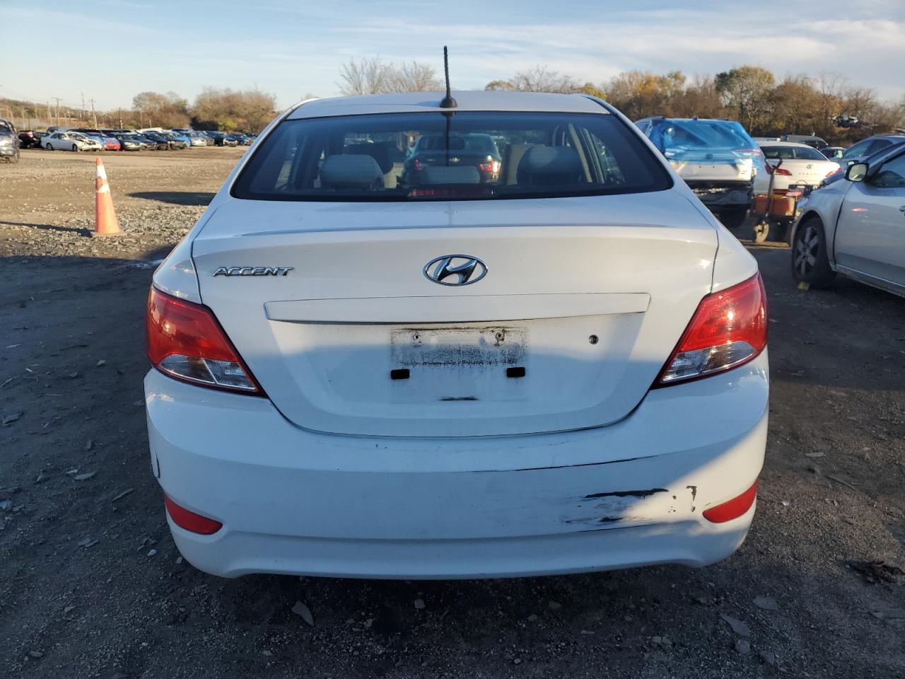 VIN KMHCT4AE5HU334997 2017 HYUNDAI ACCENT no.6